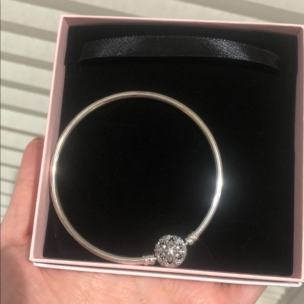 Pandora snowflake bracelet